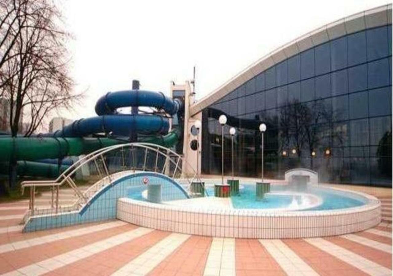 P&O Serviced Apartments Pulawska Варшава Екстериор снимка