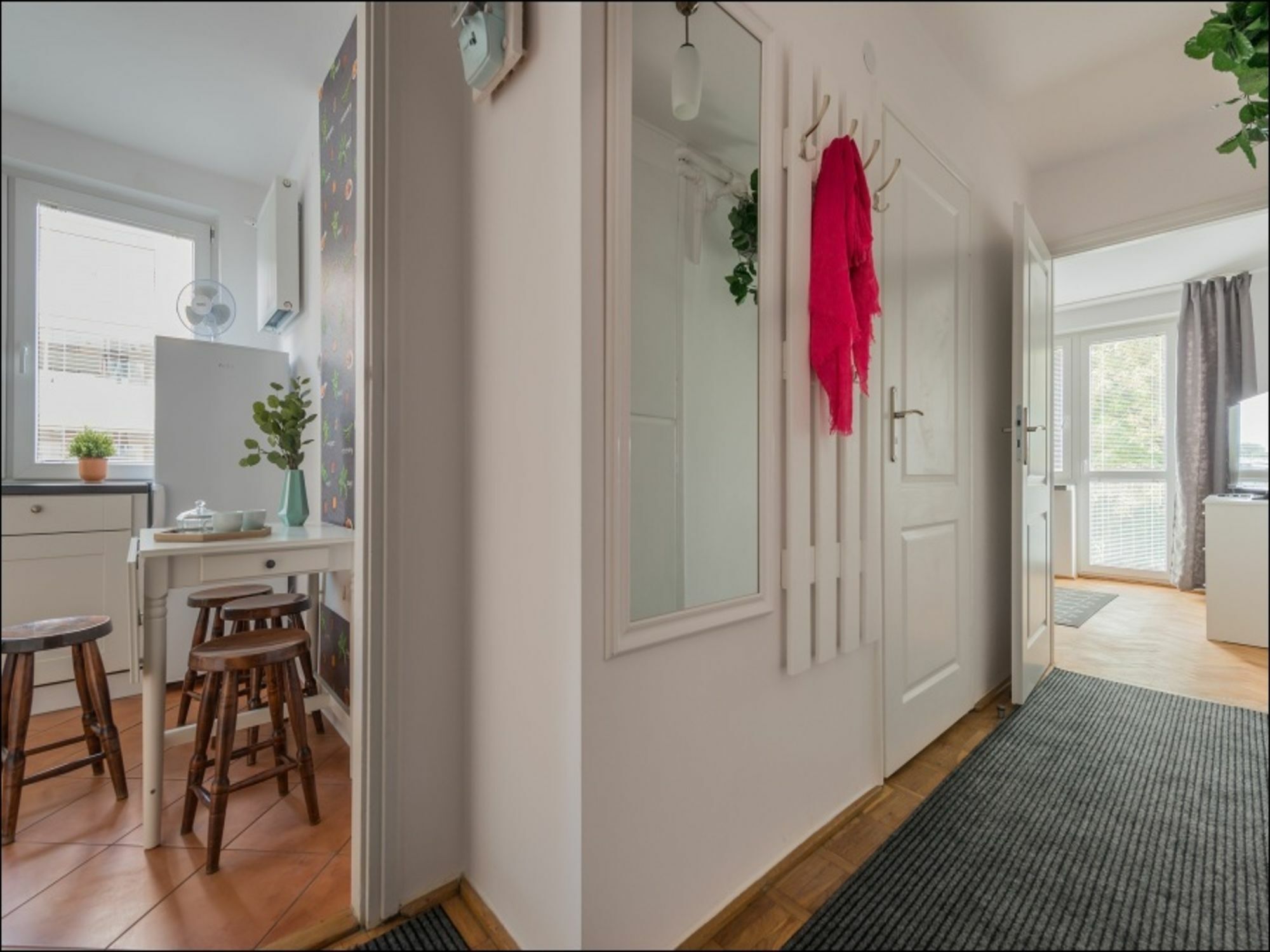 P&O Serviced Apartments Pulawska Варшава Екстериор снимка