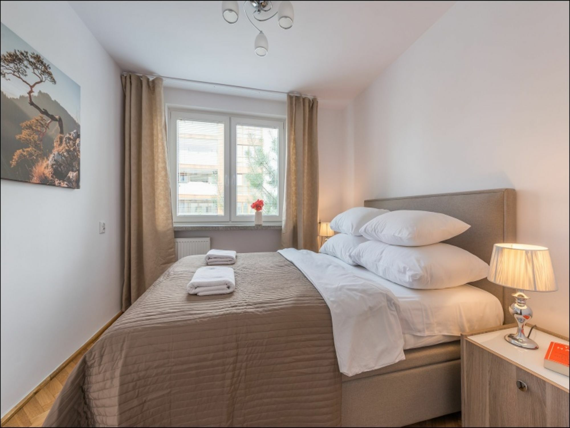 P&O Serviced Apartments Pulawska Варшава Екстериор снимка
